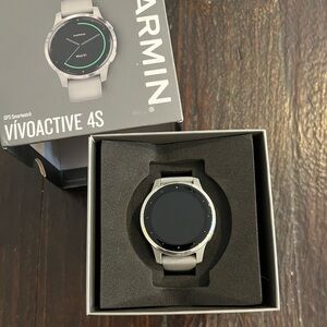Garmin Vivoactive 4s